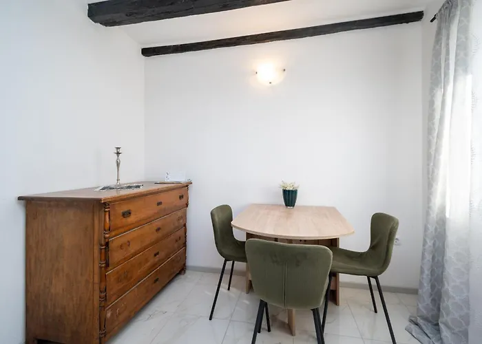 Apartman With Parking Space Nin, Zadar - 22265